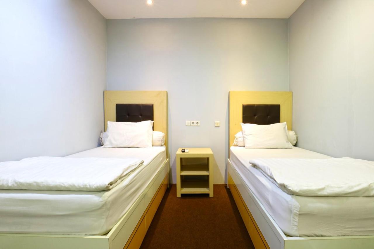 Oranje Gasthuis Hotel Surabaya Luaran gambar