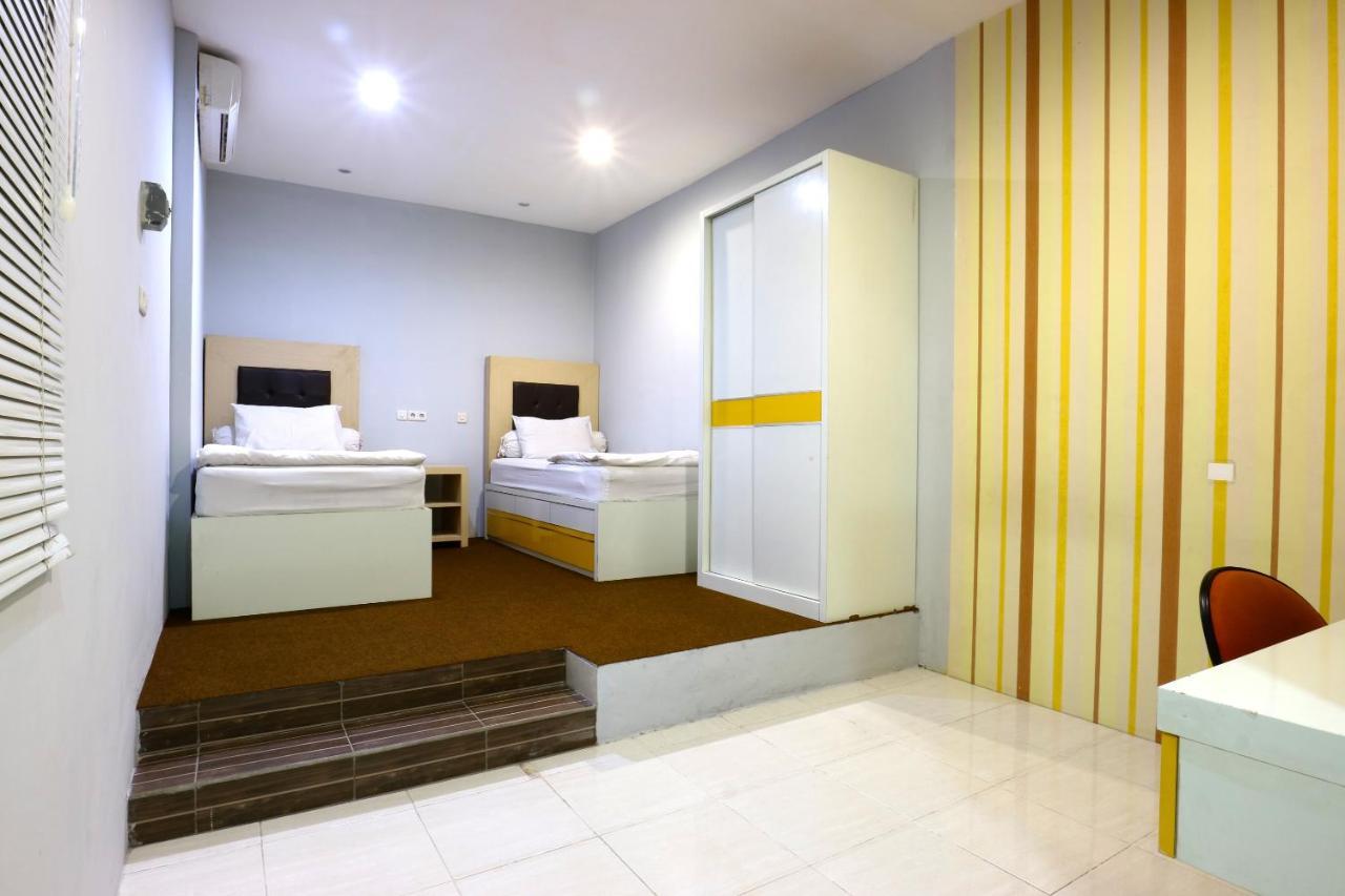 Oranje Gasthuis Hotel Surabaya Luaran gambar